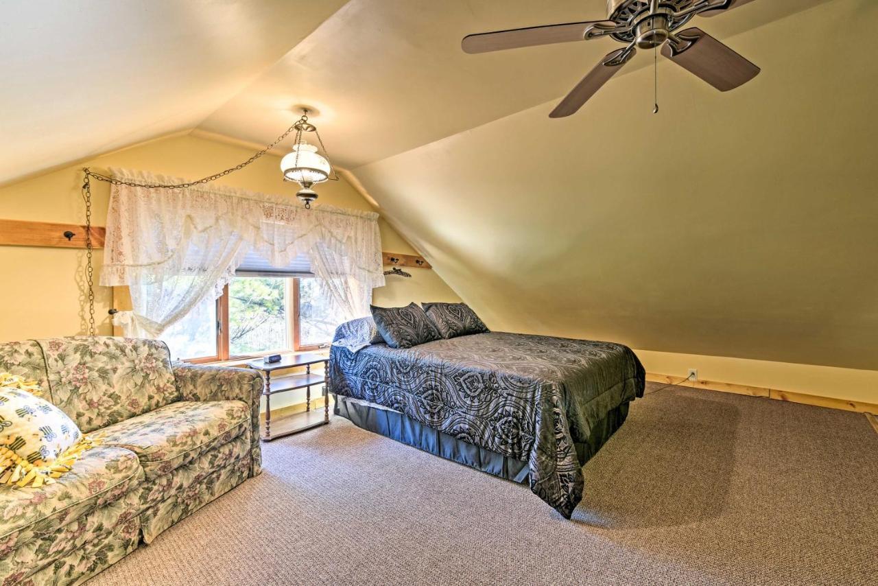 Honey House Cabin - A Quiet Countryside Retreat! Nappanee Экстерьер фото